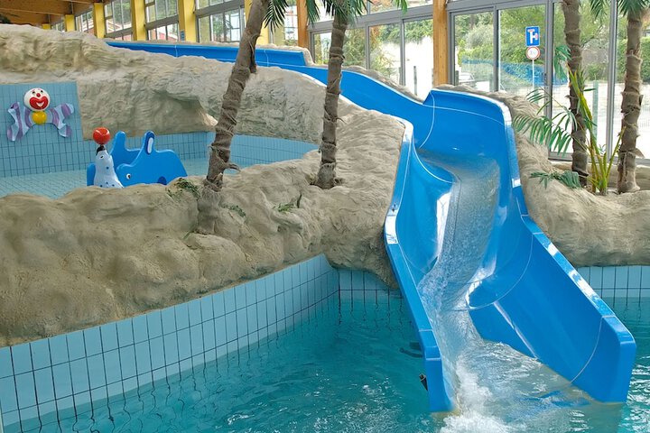 Pool 9 of 16