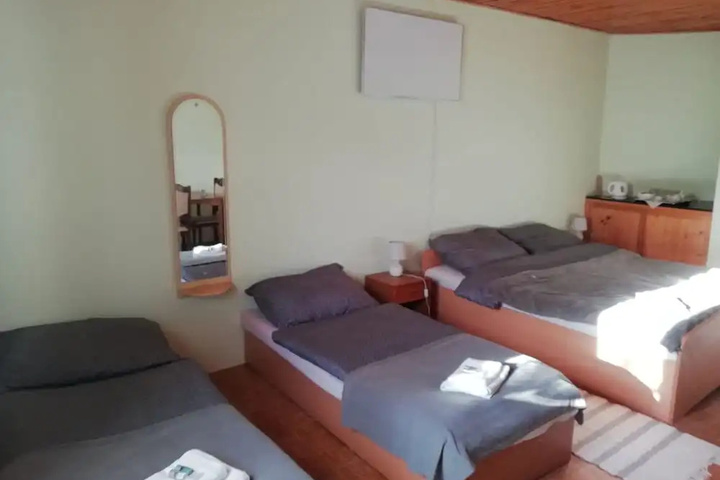 Room 2 of 14