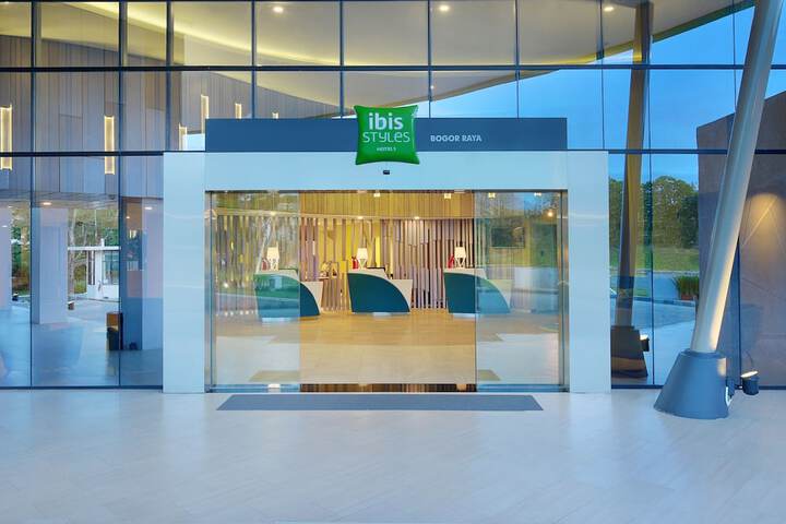 Guest Lobby