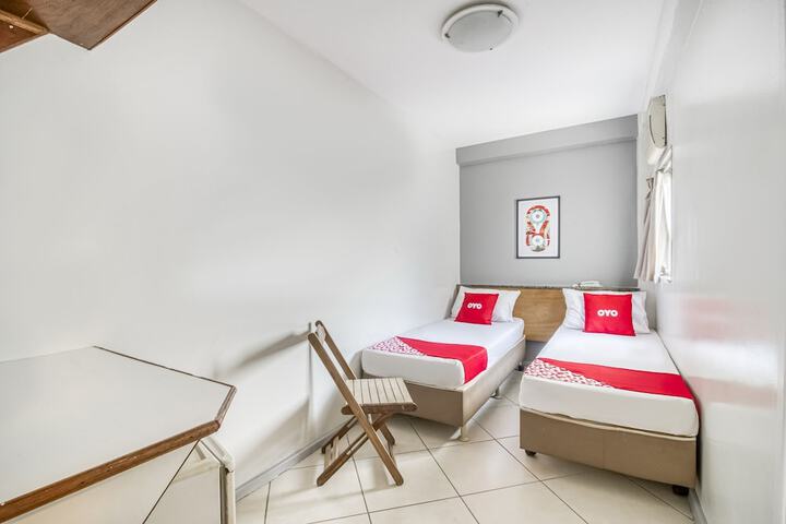 Room 16 of 35