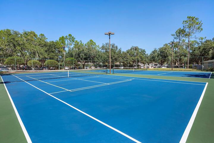 Tennis court