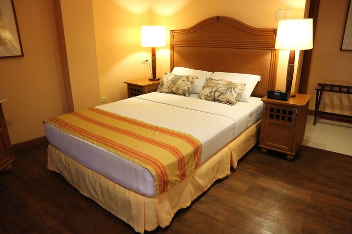 Room 10 of 110