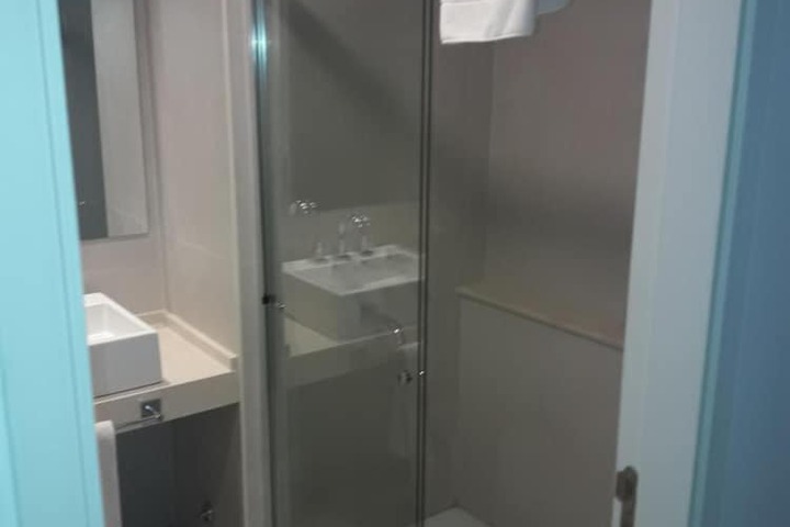 Room 40 of 48