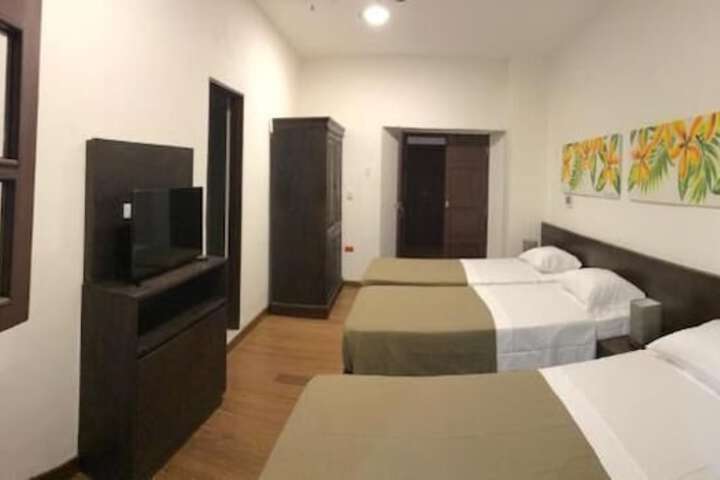 Room 10 of 53