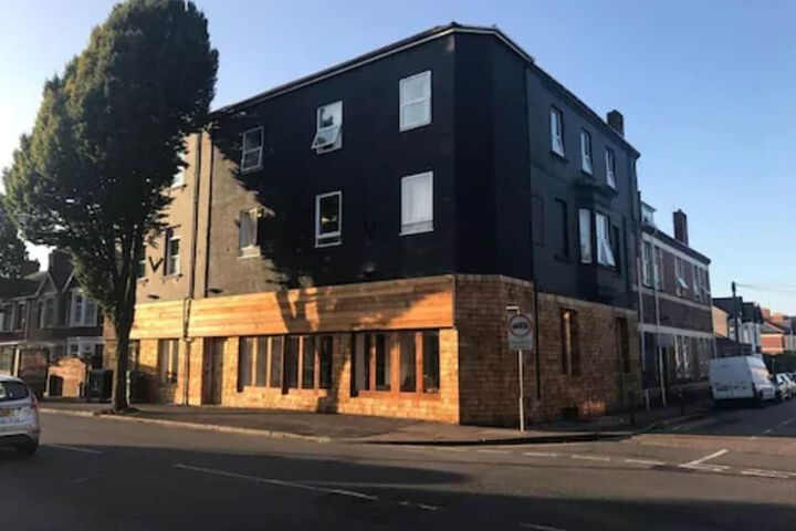VICTORIA HOTEL