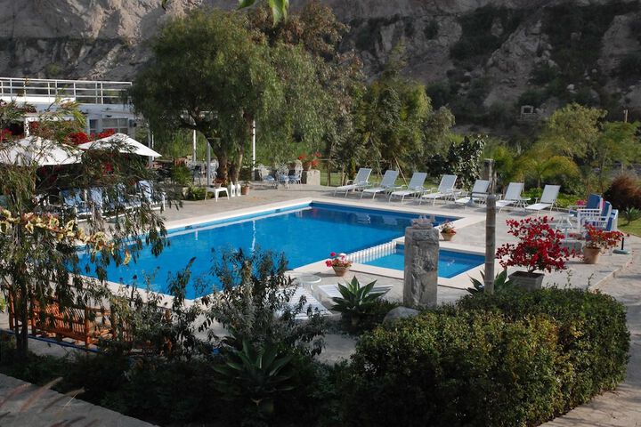 Pool 8 of 21