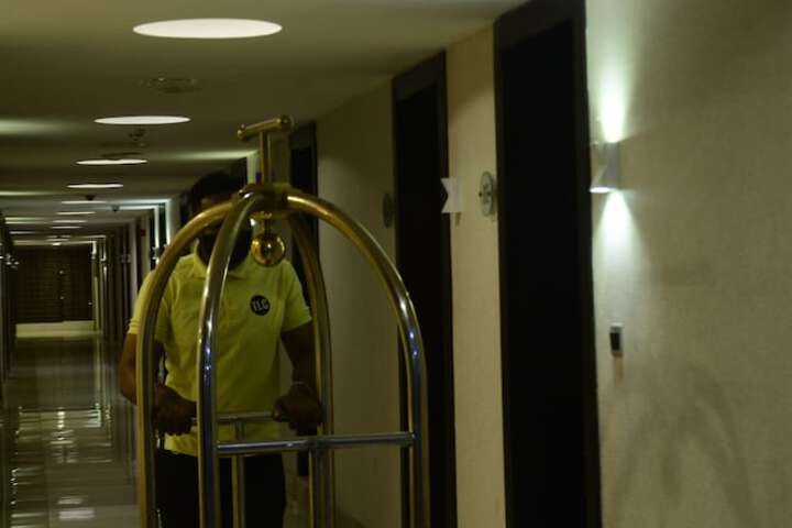 Ballroom/Hall 50 of 71