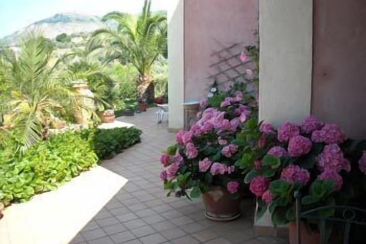 Terrace/Patio 40 of 49