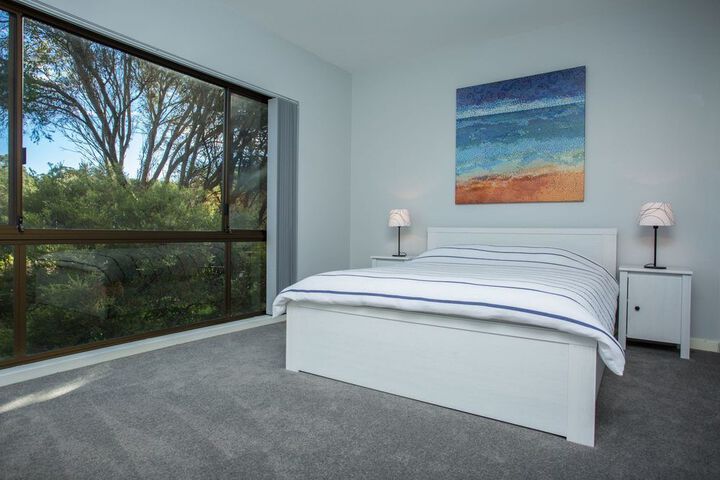 Room 5 of 17