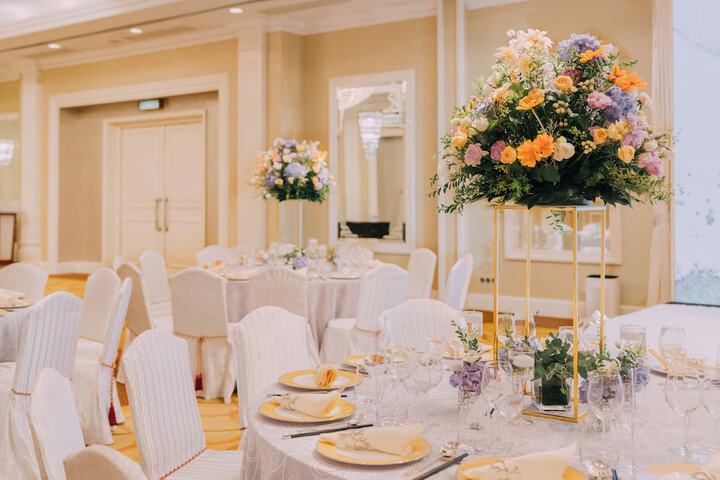 Ballroom/Hall 38 of 51