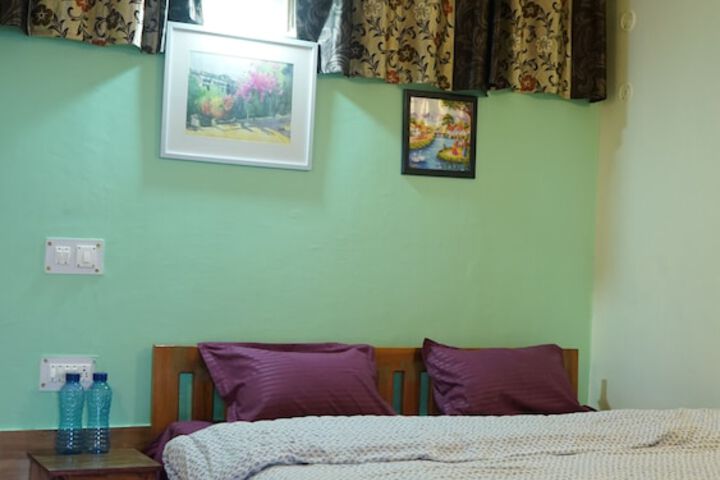 Room 6 of 19