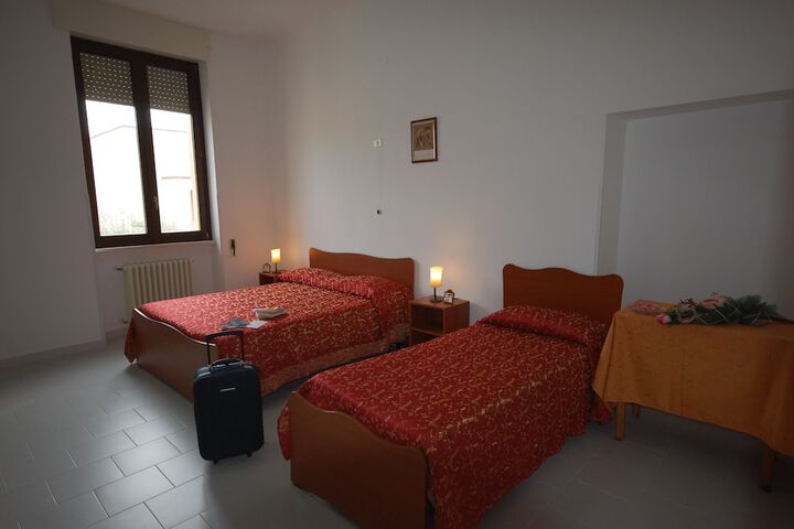 Room 9 of 51