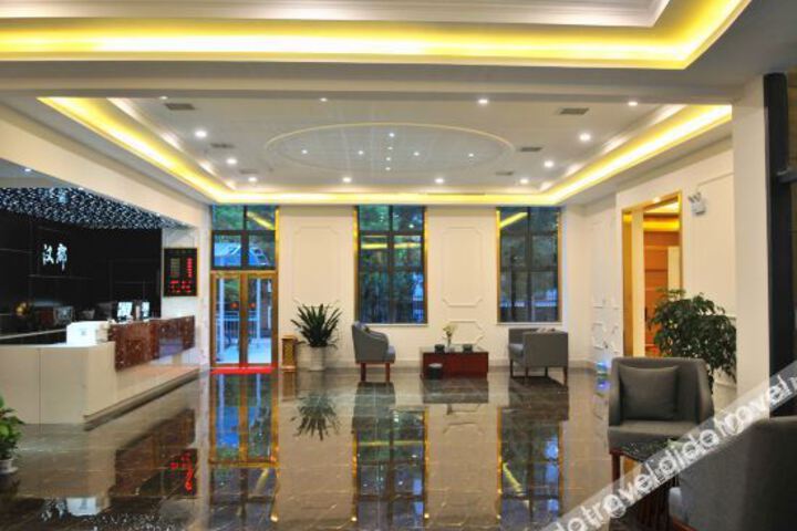 Hotel Interior 17 of 29