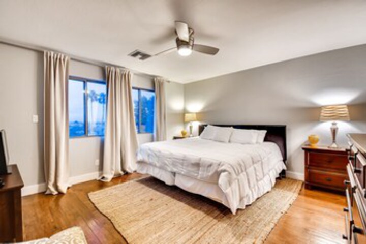 Room 44 of 54