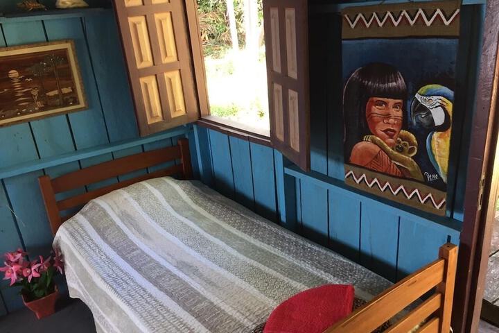 Room 5 of 25