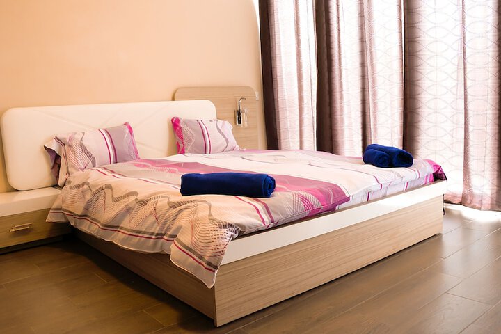 Room 15 of 20