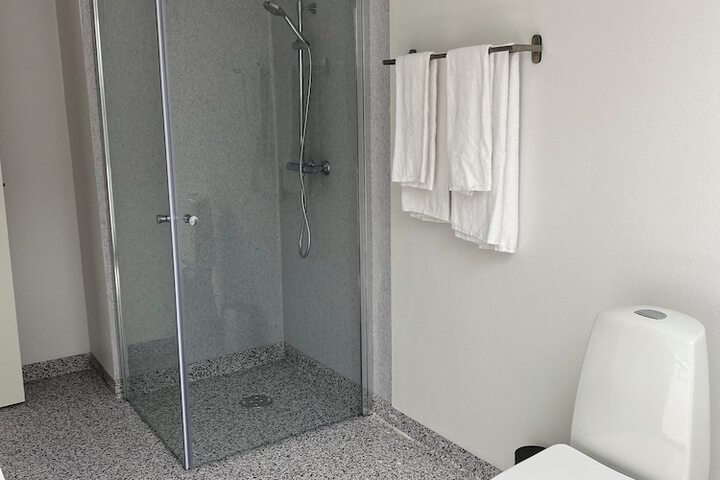 Room 34 of 69