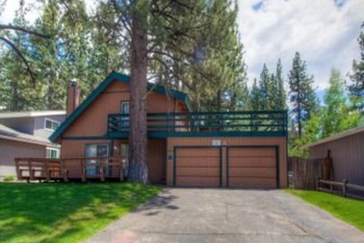 Conveniently Located Tahoe Home for 10 by RedAwning in South Lake Tahoe, CA
