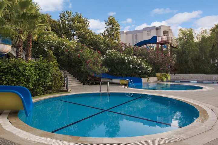 Pool 22 of 138
