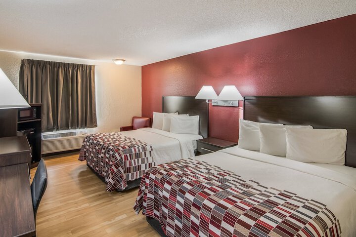 Room 9 of 39