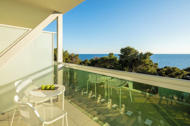 Terrace/Patio 25 of 70