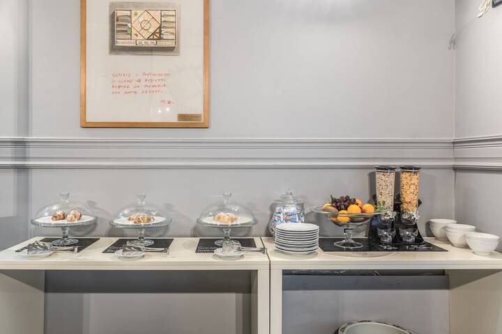 Breakfast buffet