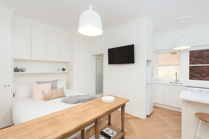 Room 14 of 21
