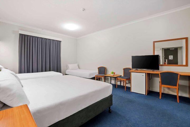 Room 18 of 55