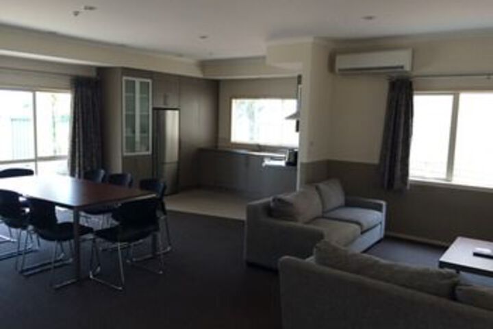 Room 13 of 19