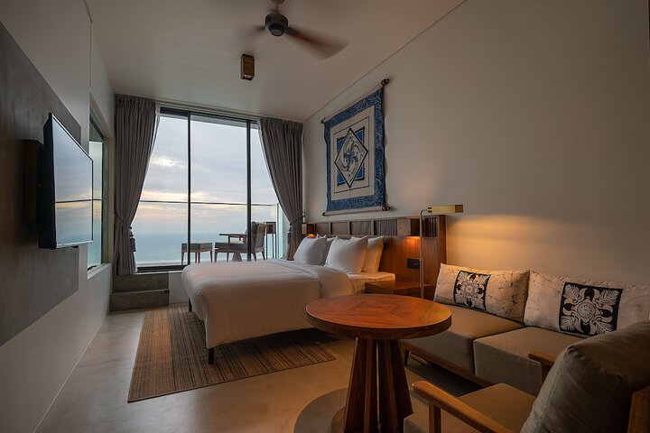 Room 4 of 35