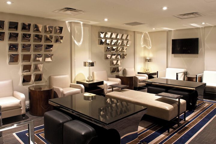 Lounge 86 of 108