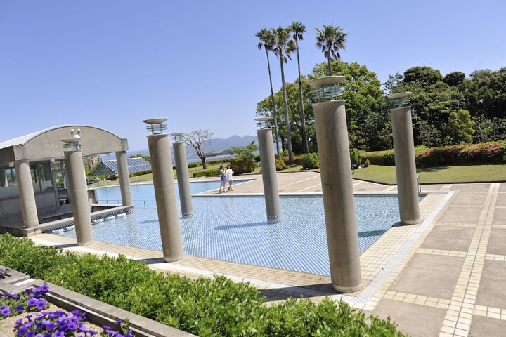 Pool Hotel