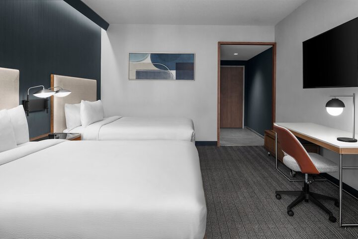 Room 9 of 27
