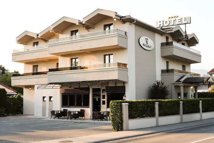 Hotel 25 of 28