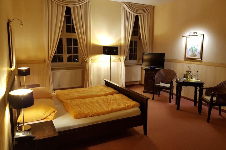 Room 5 of 41