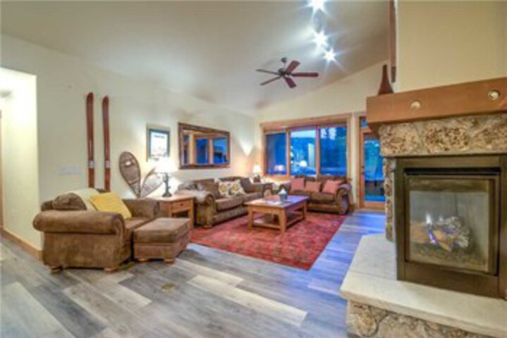 Image of Aspen Lodge 4205