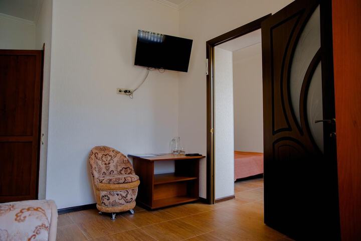 Room 18 of 36