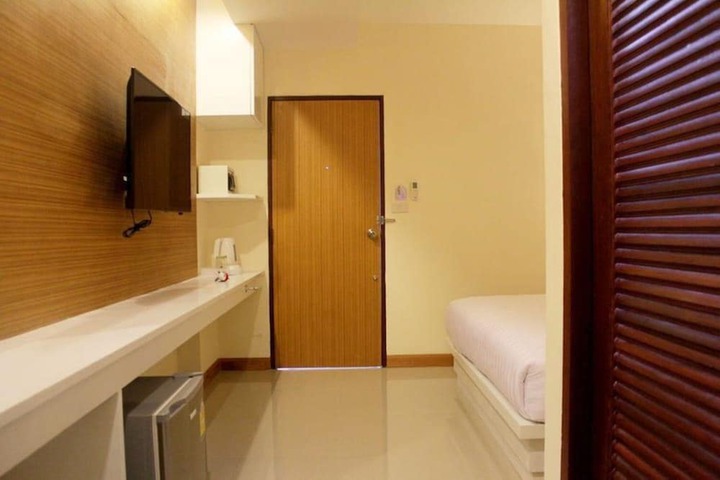 Room 22 of 56