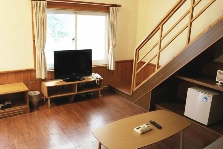 Room 10 of 45