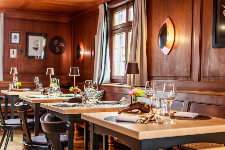 Dining 124 of 179