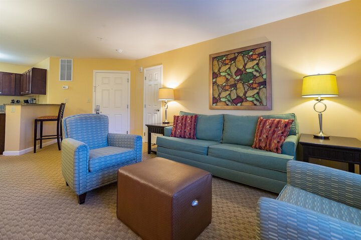 1 Bedroom Suite Queen Bed (3 of 39)