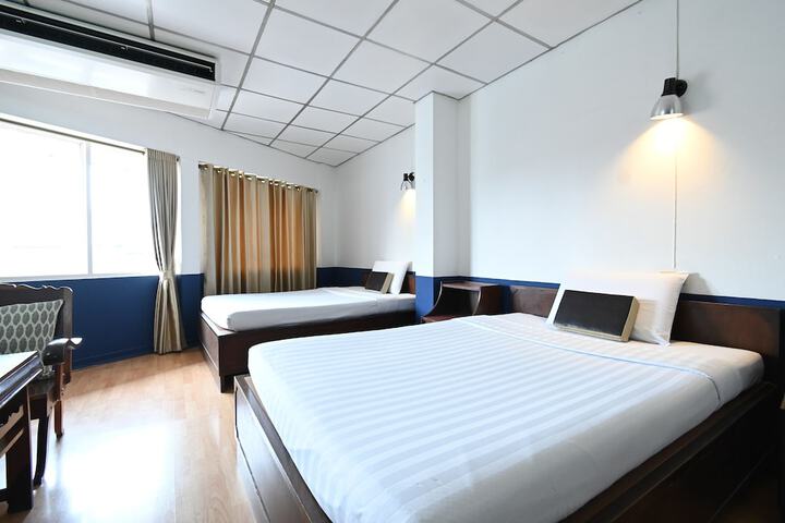 Room 20 of 120