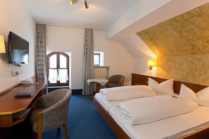 Room 14 of 39