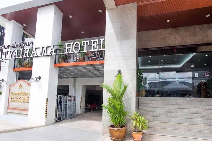 Hotel 53 of 53