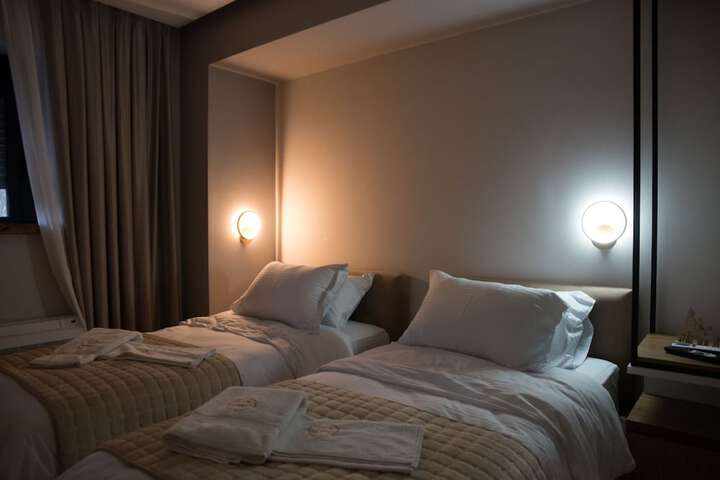 Room 31 of 40
