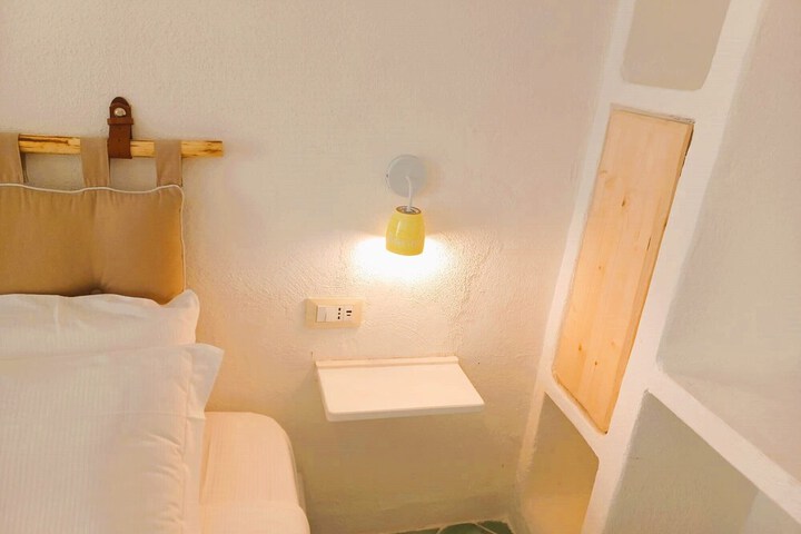 Room 60 of 246