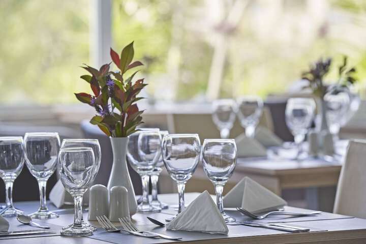 Dining 58 of 79