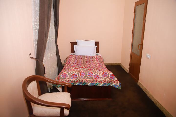 Room 37 of 58