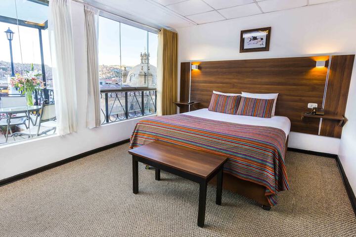 Room 4 of 49