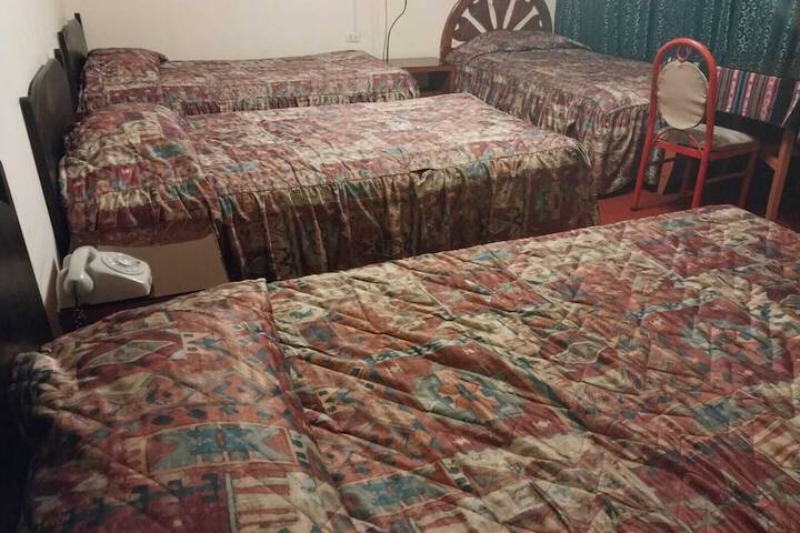 Room 17 of 44